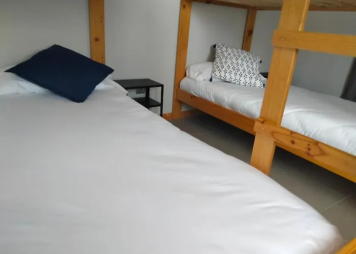 De Cerceda Хостел Cerceda (A Coruna)